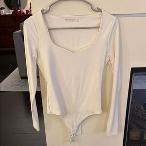 Abercrombie & Fitch White Long Sleeve Bodysuit